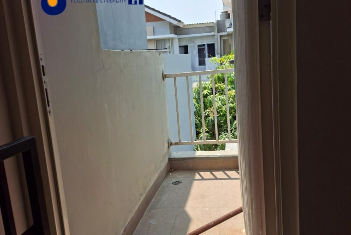 Rumah di Cluster Lavesh Harapan indah 2
