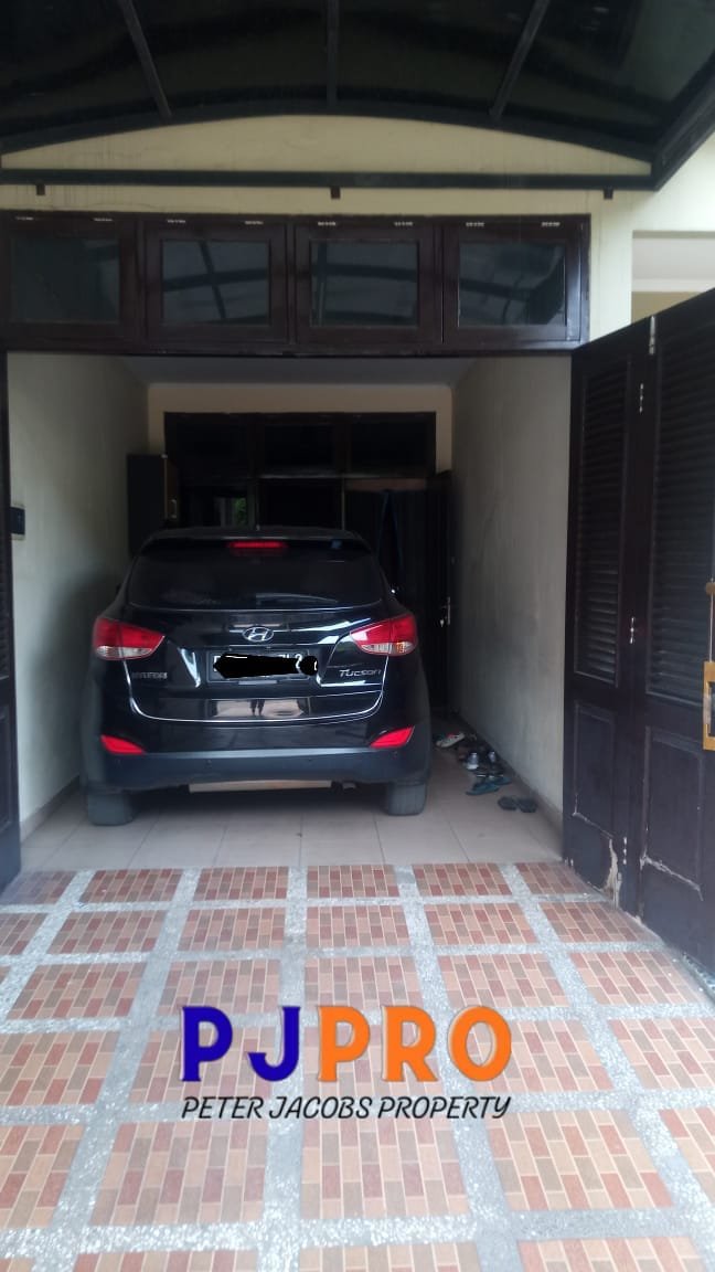 Rumah 2 ,5 Lantai Di Cluster Harapan Indah Bekasi Barat (Semi Furnish)