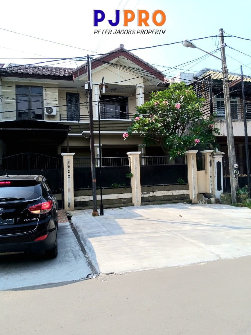 Rumah 2 ,5 Lantai Di Cluster Harapan Indah Bekasi Barat (Semi Furnish)